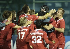 David Carter and Team Canada celebrate a shootout victory at World League round 3 Semifinal in Argentina vs New Zealand in June 2015.