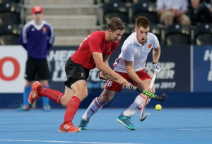 LONDON, ENGLAND - JUNE 22: Mark Pearson of Canada and Henry Weir of England battle for possesion during the quarter final match between England and Canada on day seven of the Hero Hockey World League Semi-Final at Lee Valley Hockey and Tennis Centre on June 22, 2017 in London, England. (Photo by Alex Morton/Getty Images)